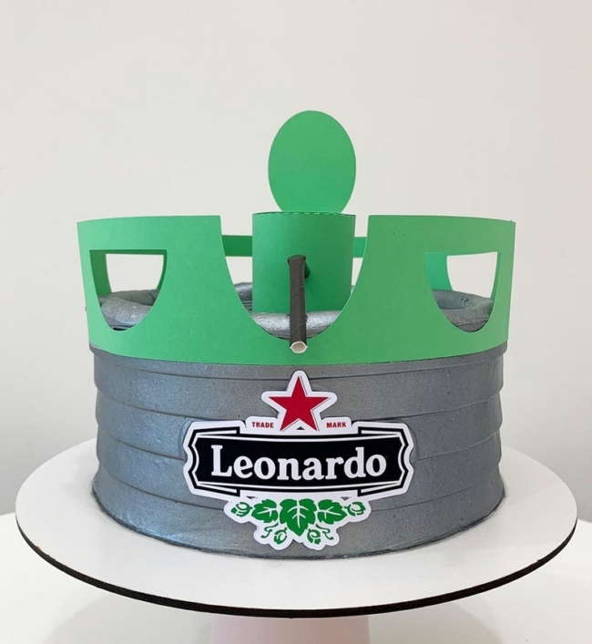 18 topo de bolo Heineken @ateliepapeldeluxo