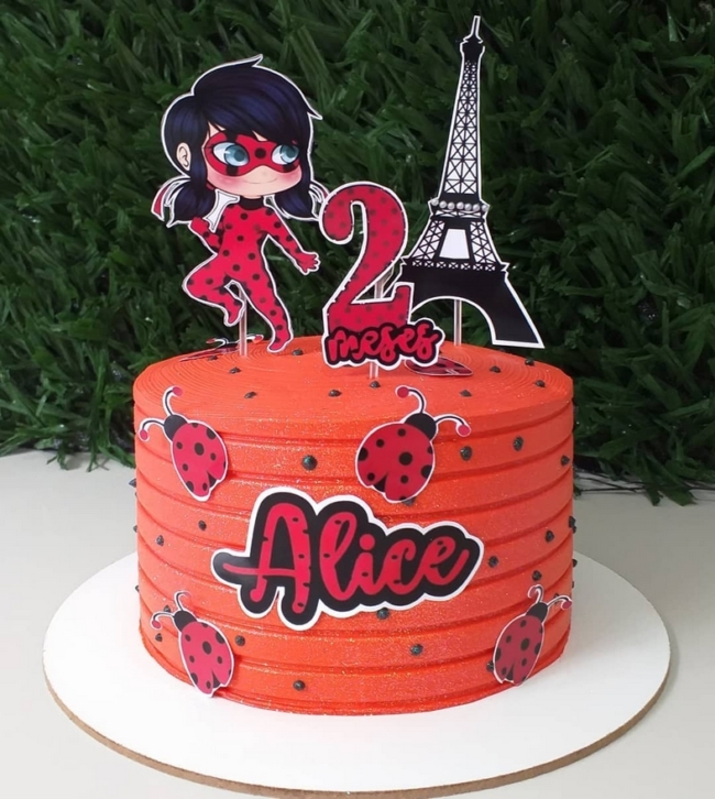 2 topo de bolo Ladybug mesversário @franconfeitaria sp