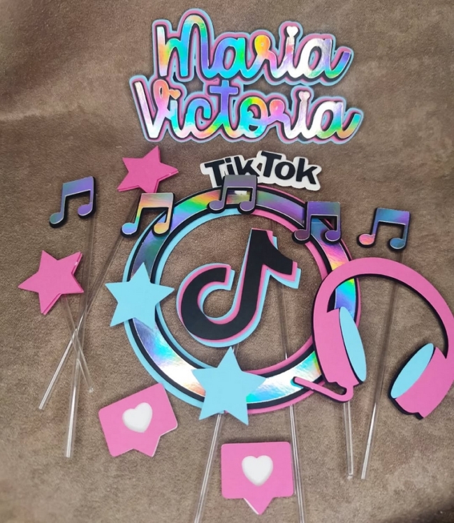 2 topo de bolo TikTok feminino @a corujinha