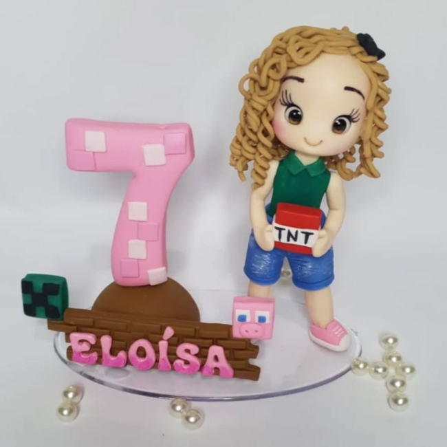 20 topo de bolo Minecraft menina em biscuit @biscuitflordeiris