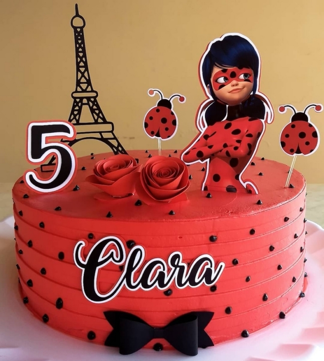 23 topo de bolo Ladybug personalizado @cakedanidias