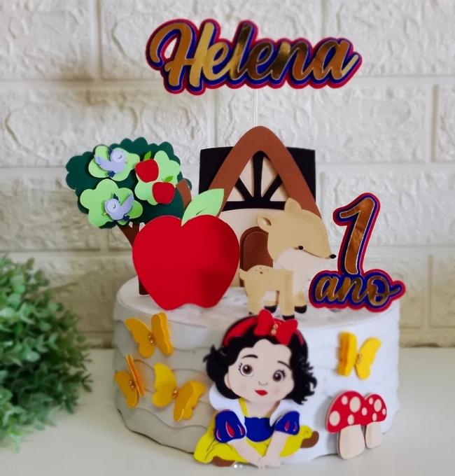 8 topo de bolo Branca de Neve 1 ano @marcandomomentospapelaria