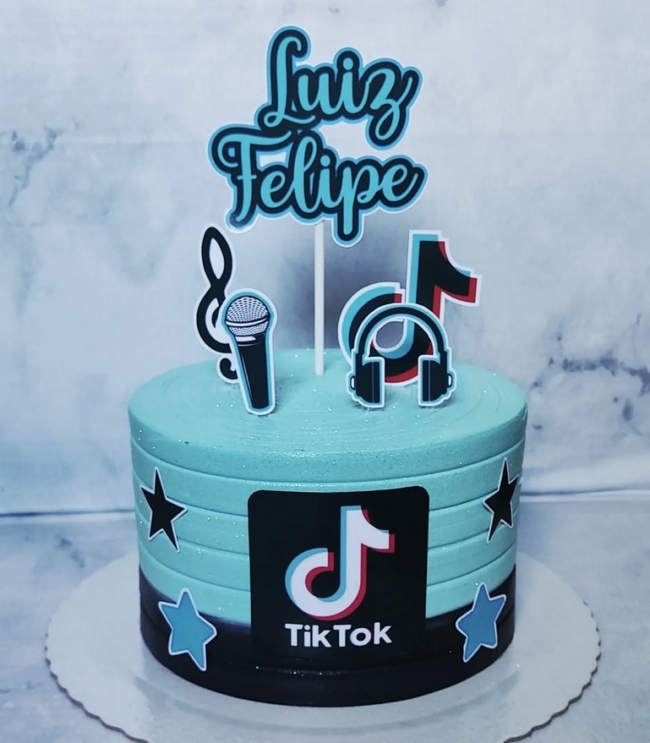 8 topo de bolo TikTok masculino @doce saborrp